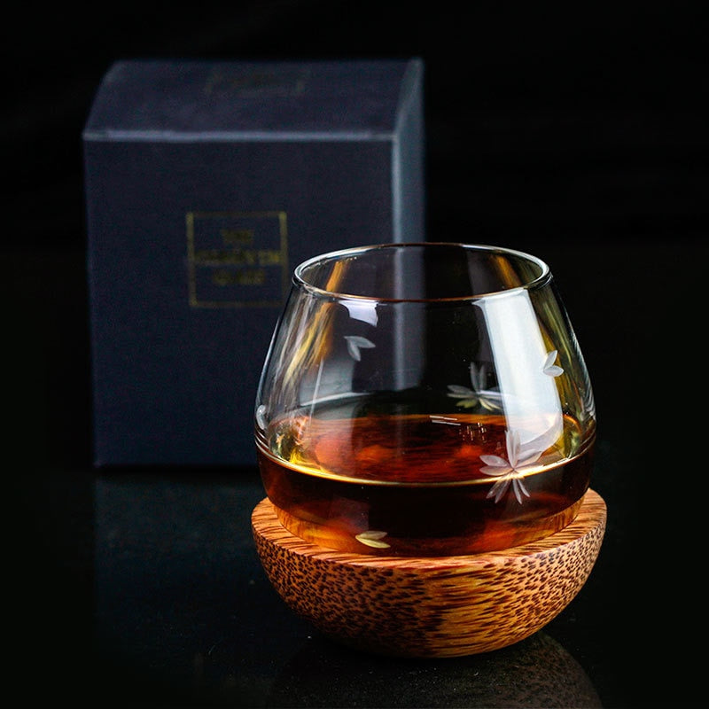 Whiskey Cup with Wooden Tray Cawdor